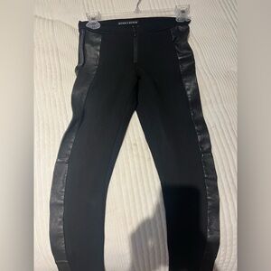 Alice + Olivia Leggings